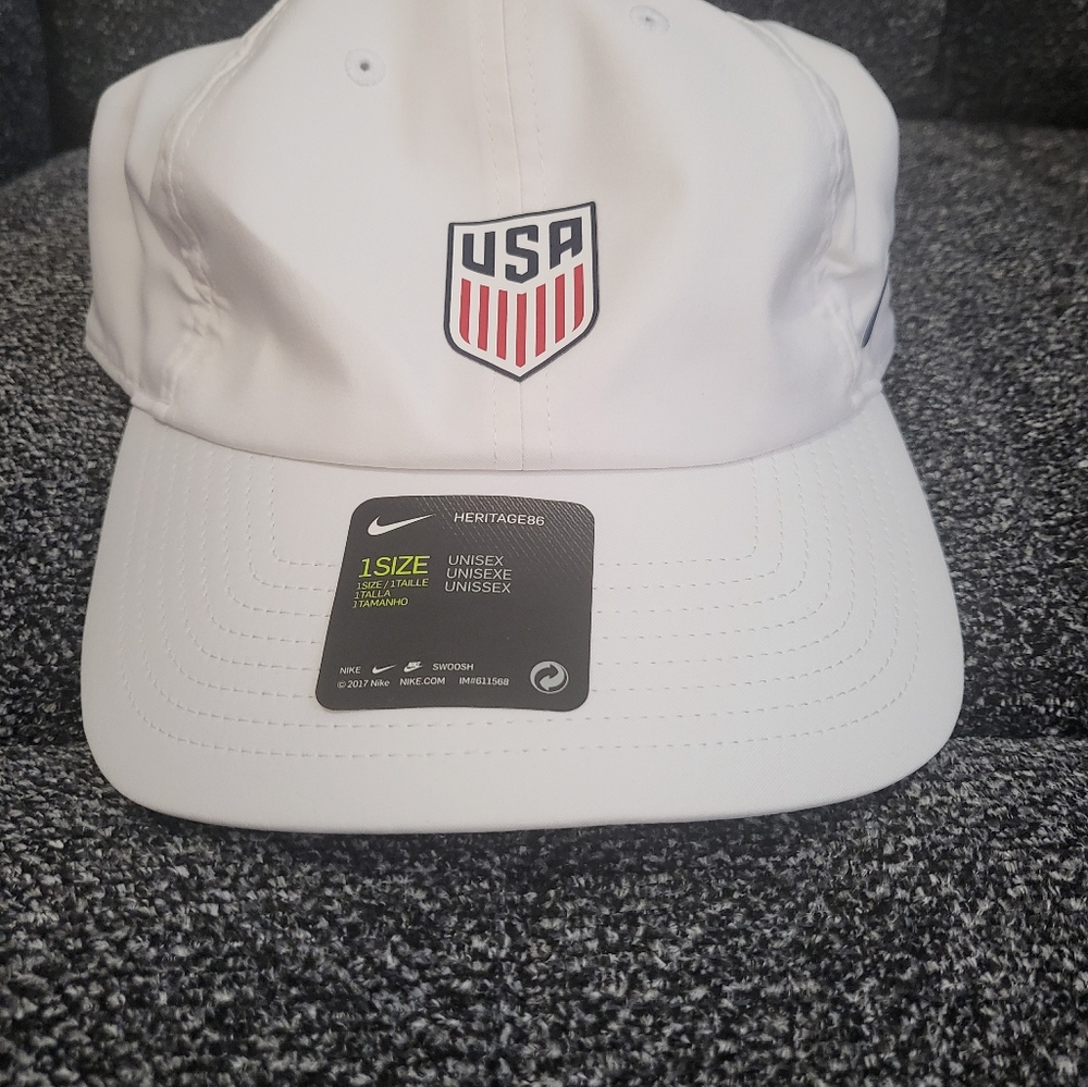 Nike Heritage86 USA Hat